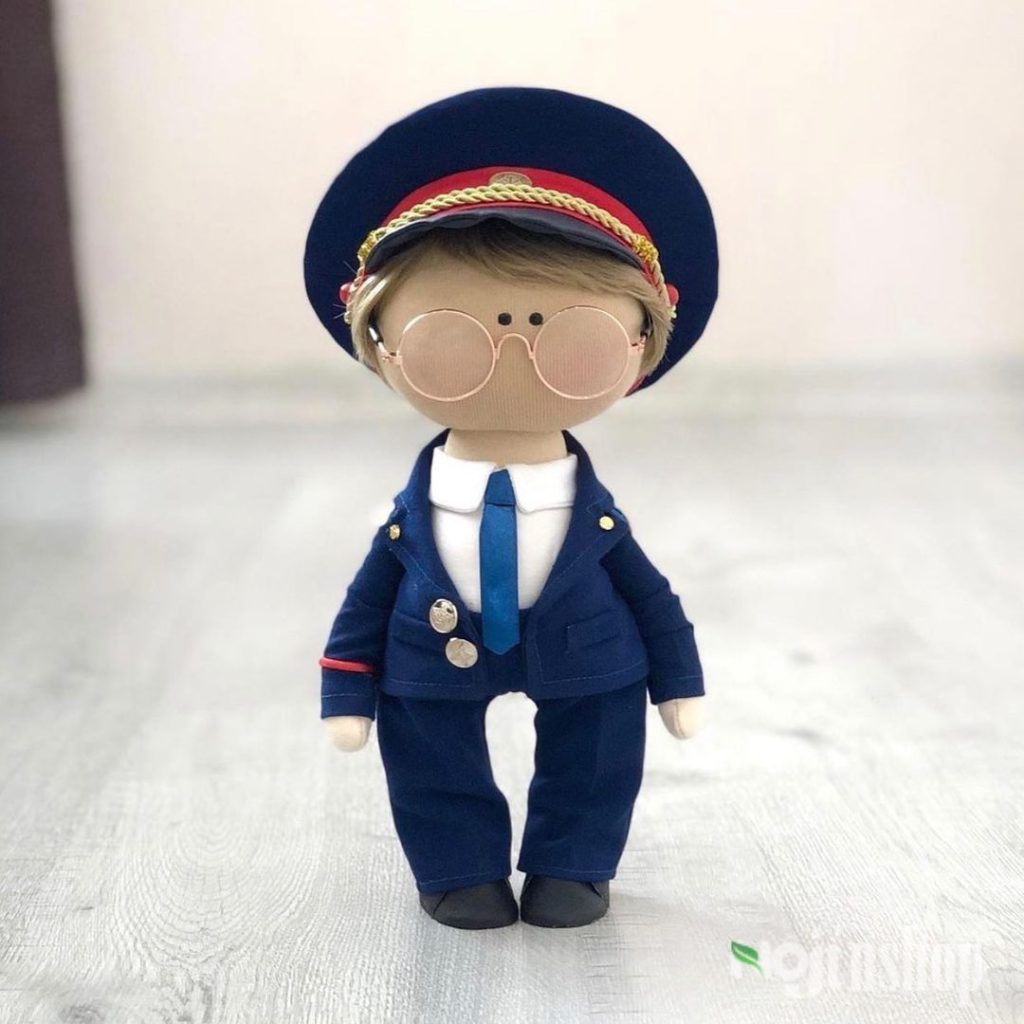 عروسک روسی افسر پلیس