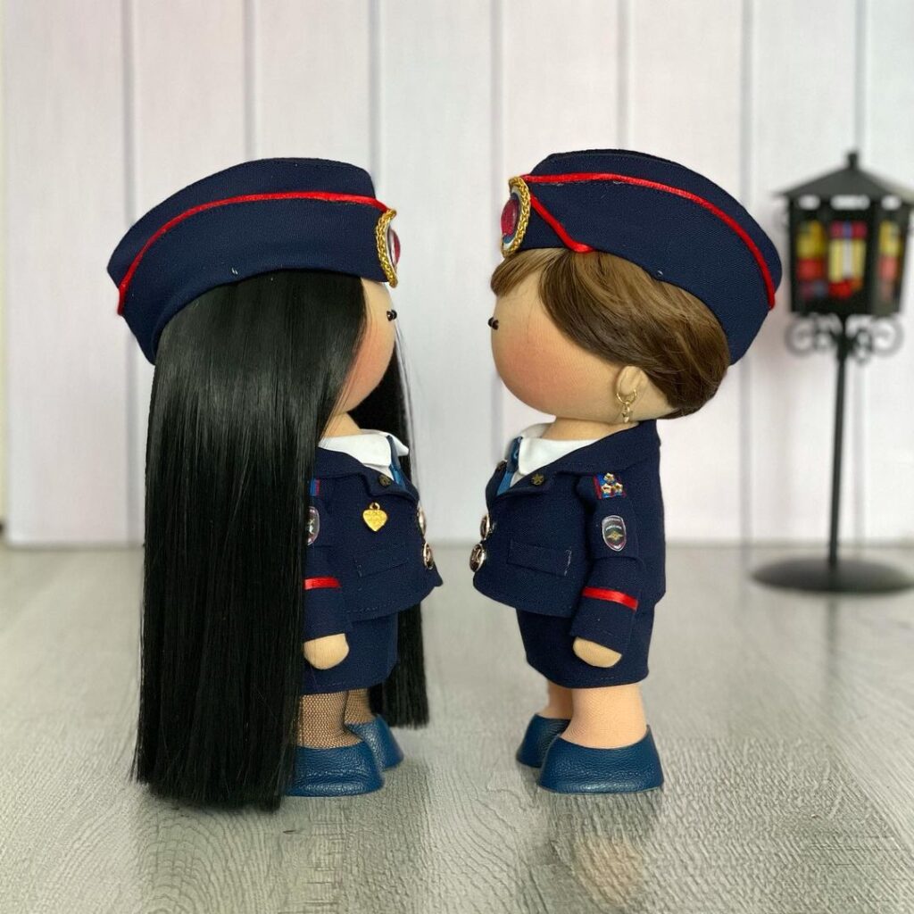 عروسک روسی پلیس
